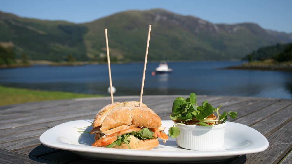 Al fresco dining